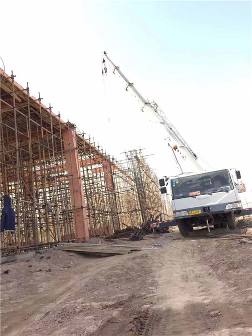 襄城县吊车作业的安全注意事项有哪些？